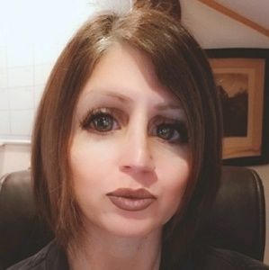 Meet your Posher, Priscilla